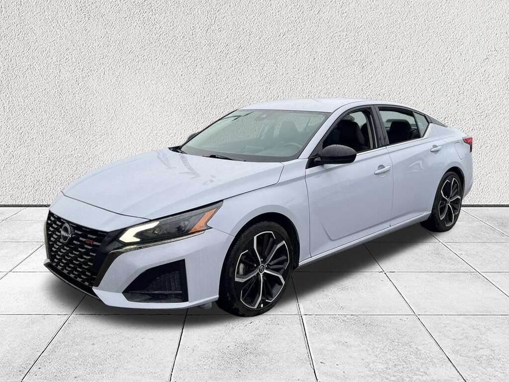 Used 2024 Nissan Altima 2.5 SR Sedan