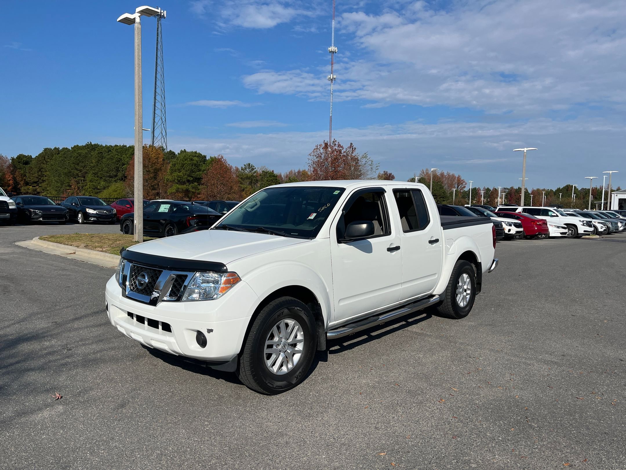 2019 Nissan Frontier SV photo 4