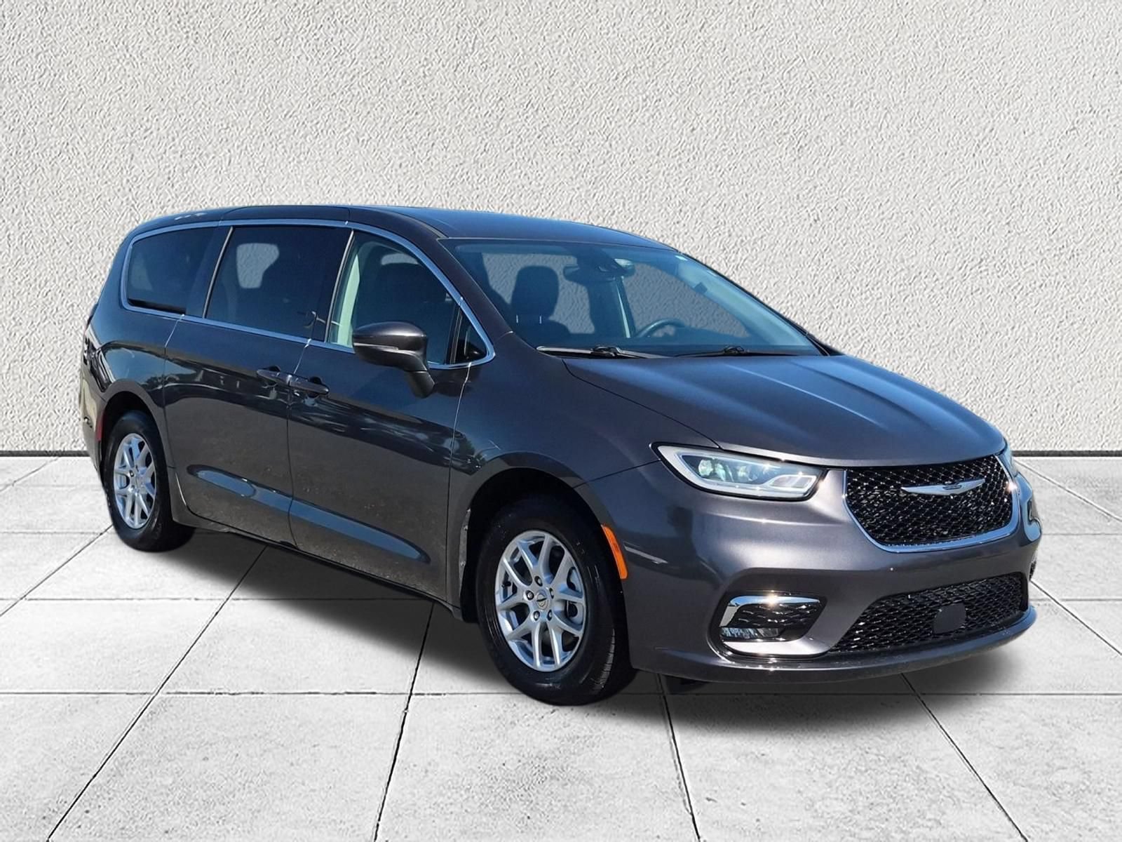  Chrysler Pacifica
