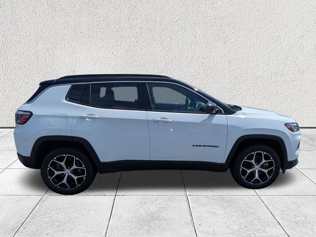 Used 2024 Jeep Compass Limited SUV