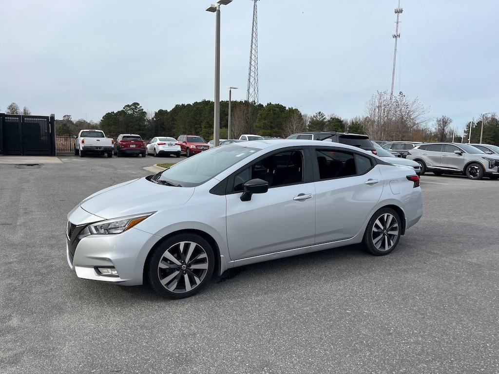 Used 2020 Nissan Versa 1.6 SR Sedan