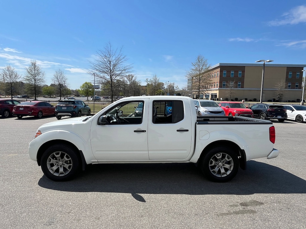 Used 2020 Nissan Frontier SV Truck Crew Cab