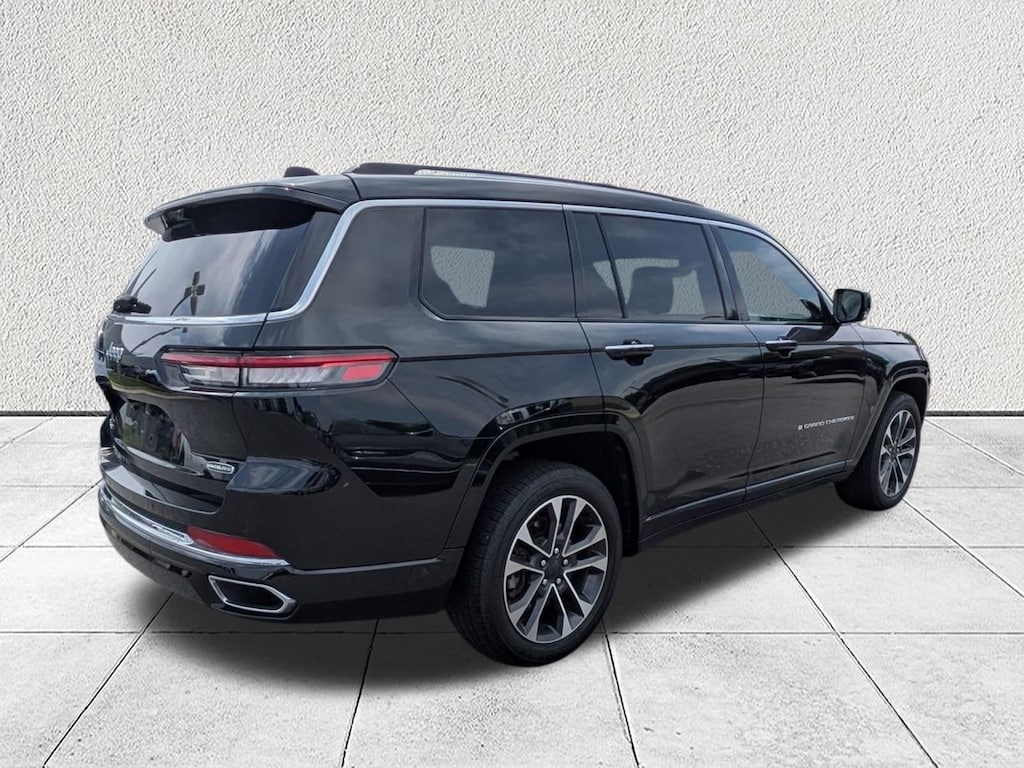 Used 2021 Jeep Grand Cherokee L Overland SUV
