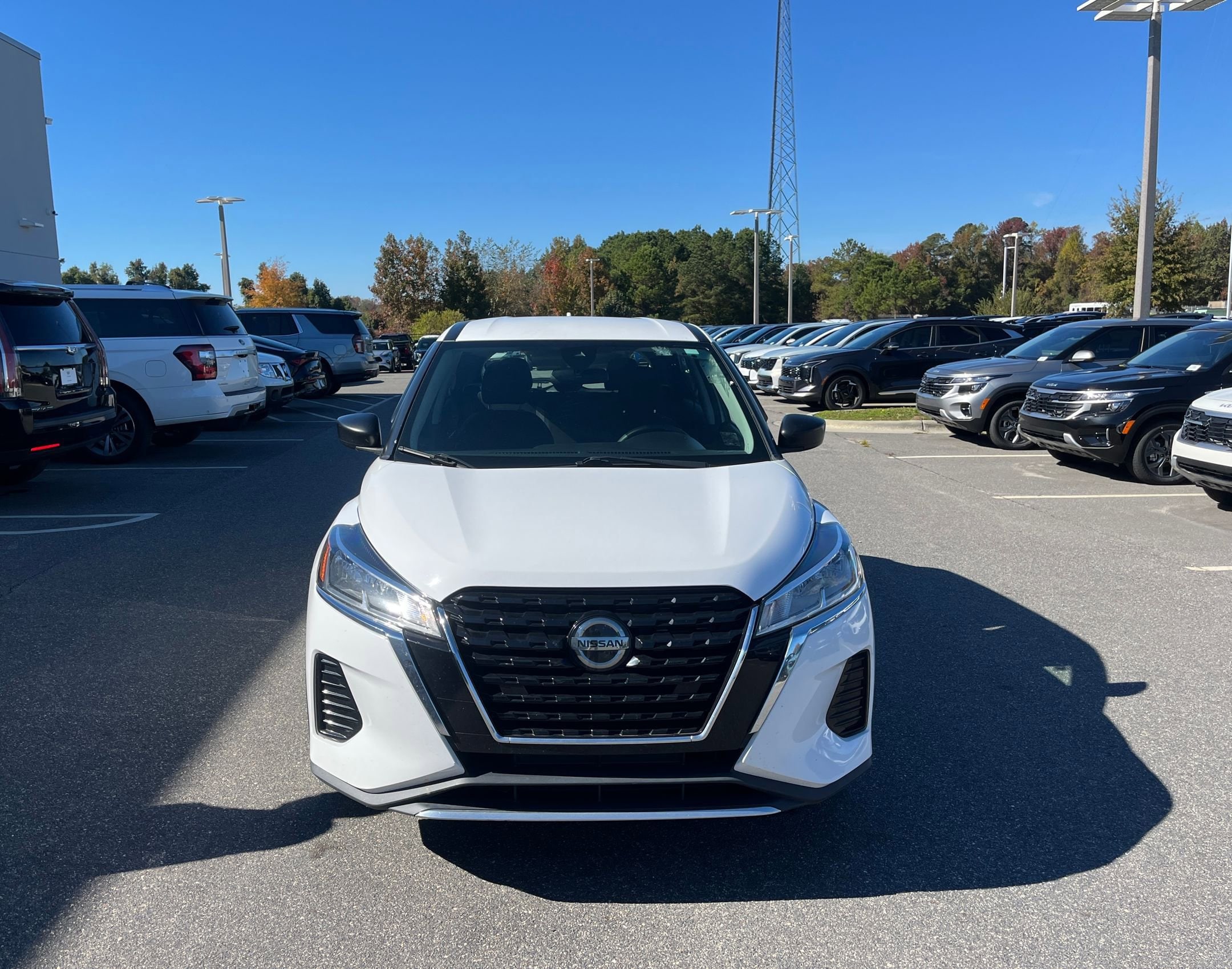2021 Nissan Kicks S photo 3