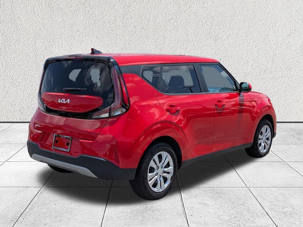 Certified 2024 Kia Soul LX Hatchback