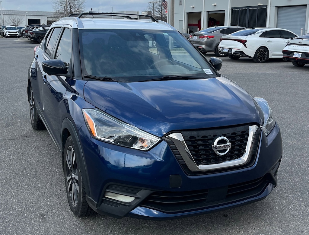 Used 2020 Nissan Kicks SR SUV