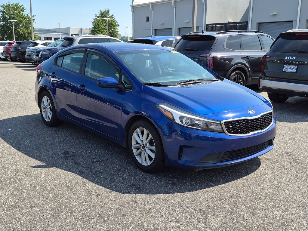 Used 2017 Kia Forte LX Sedan