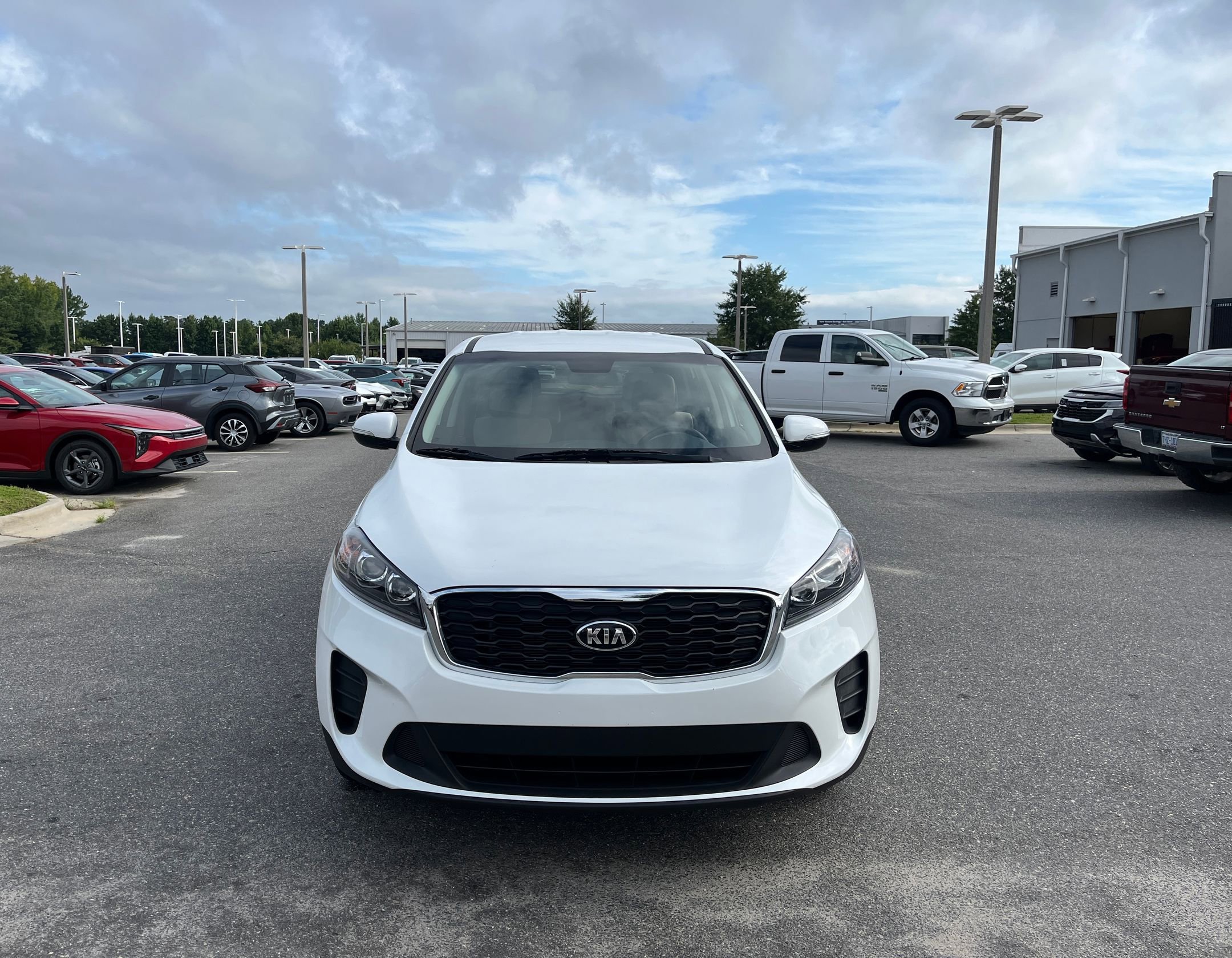 2020 Kia Sorento L photo 2