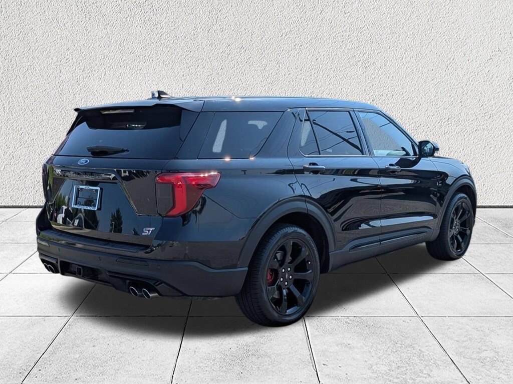 Used 2022 Ford Explorer ST SUV