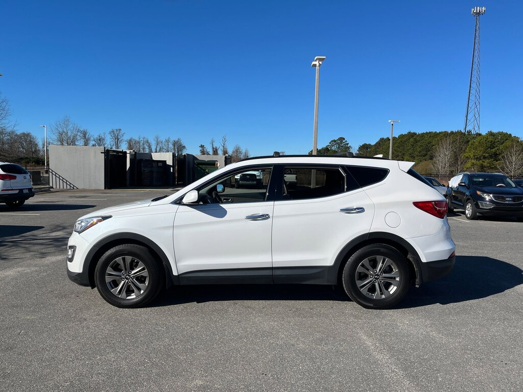 Used 2016 Hyundai Santa Fe Sport 2.4L SUV