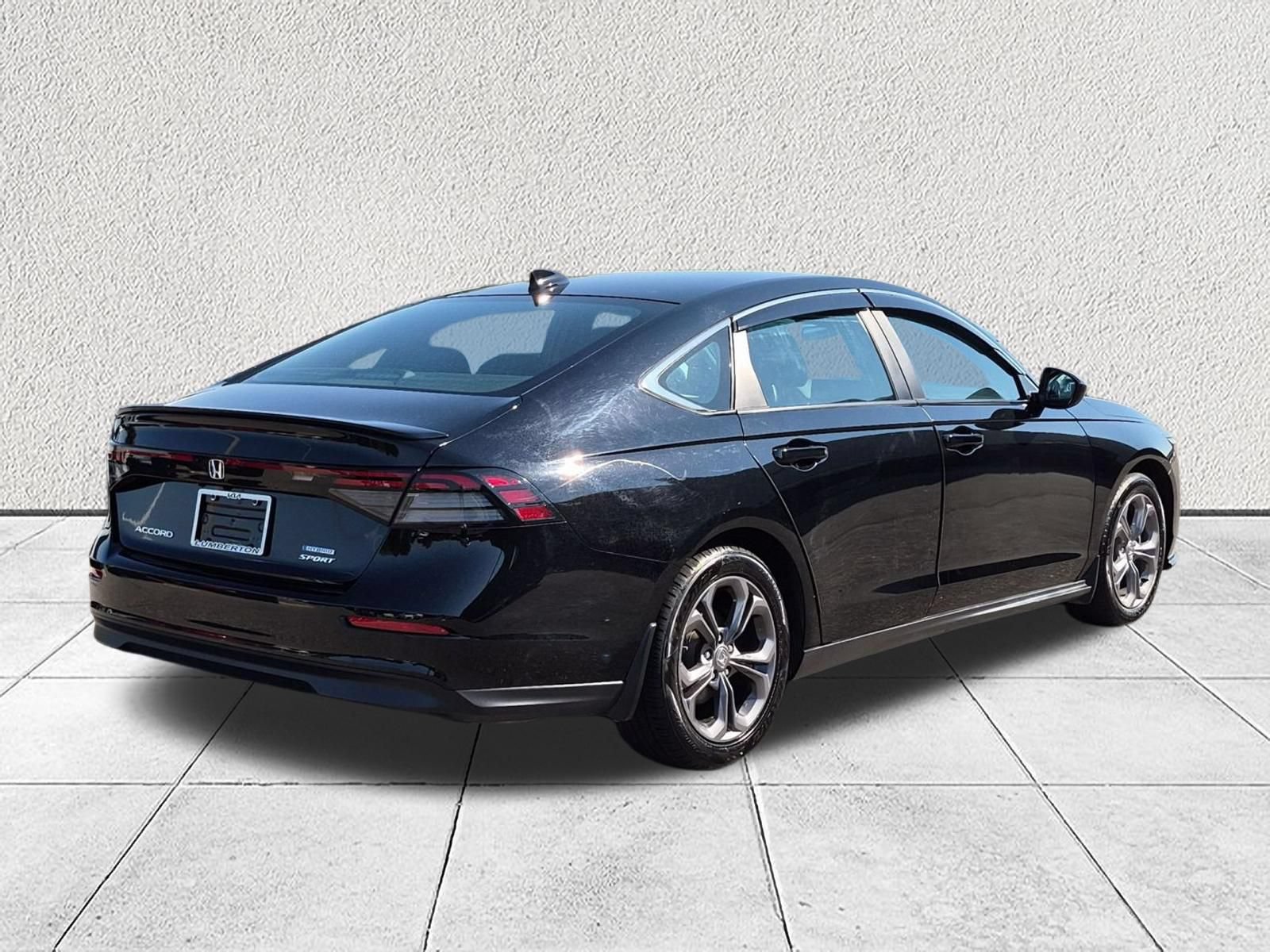 Used 2023 Honda Accord Hybrid Sport w/BSI Sedan