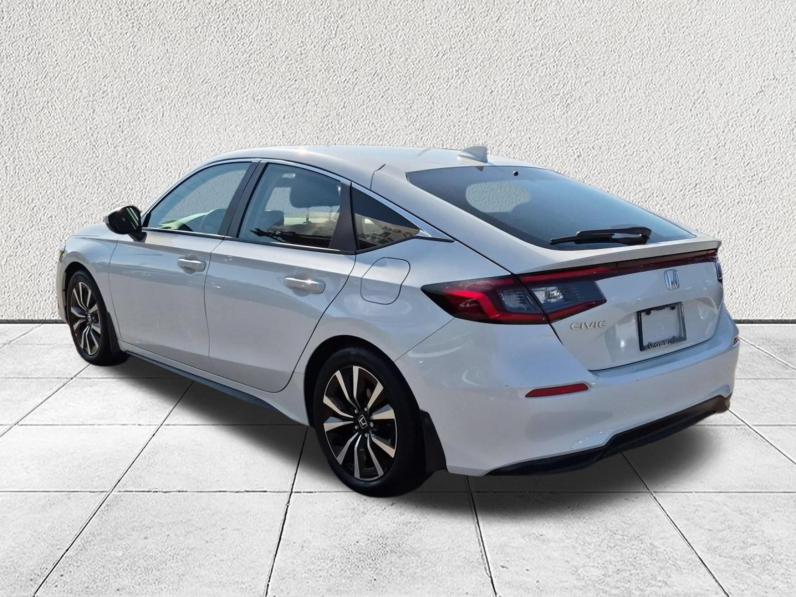 Used 2024 Honda Civic EX-L Hatchback