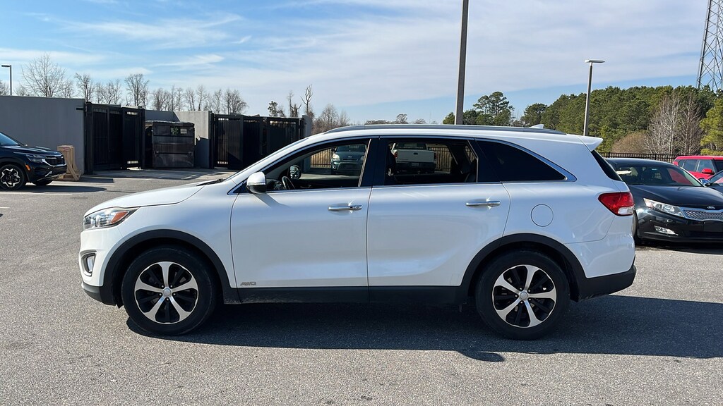 Used 2016 Kia Sorento 2.0T EX AWD SUV