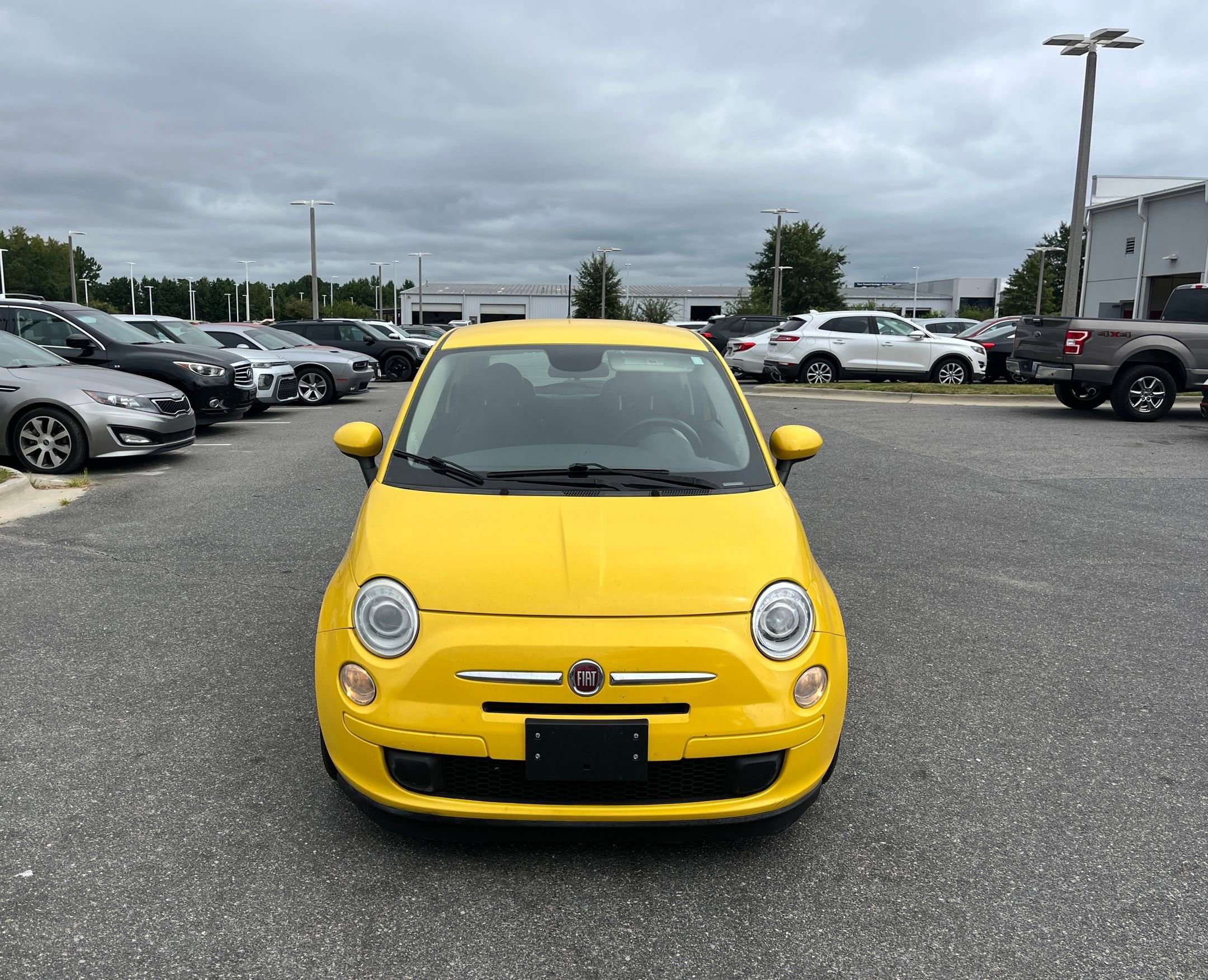 2015 Fiat 500 Pop photo 2