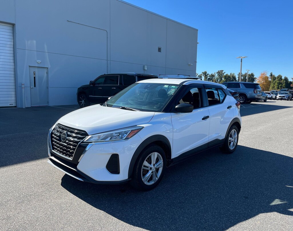 Used 2021 Nissan Kicks S SUV