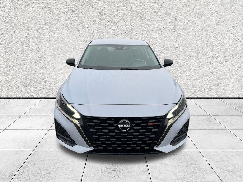 Used 2024 Nissan Altima 2.5 SR Sedan