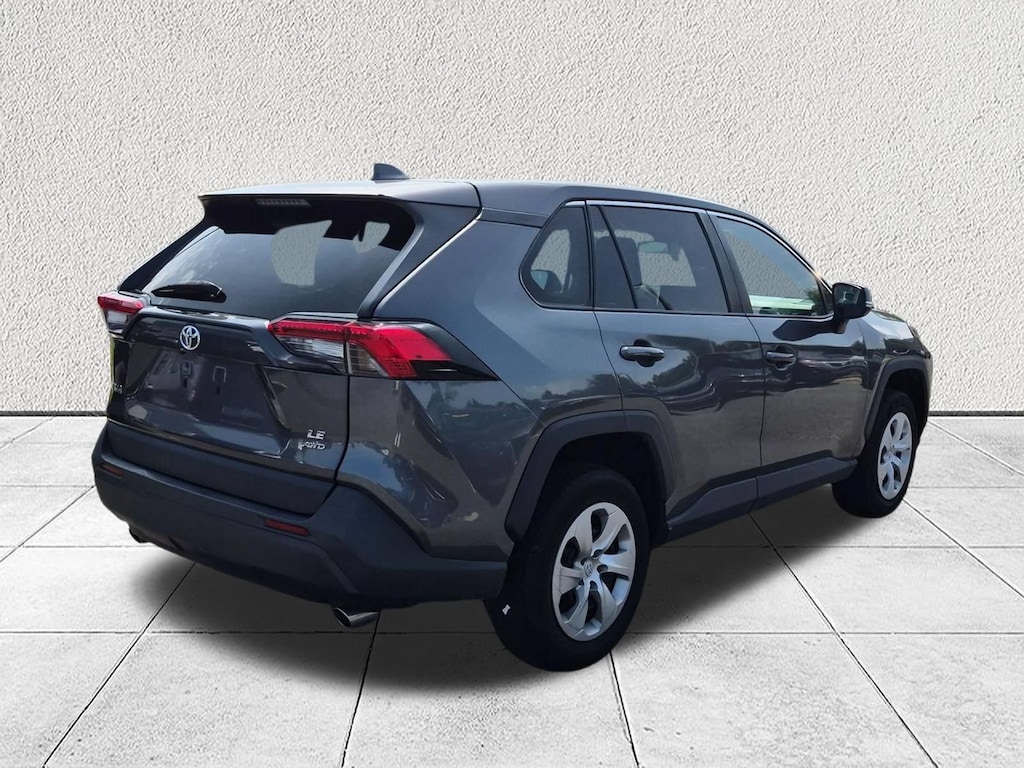 Used 2022 Toyota RAV4 LE SUV