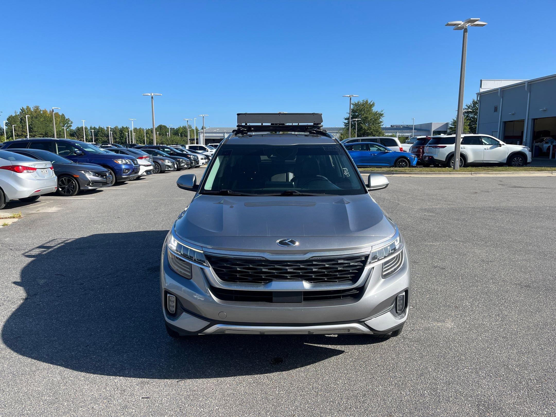 2021 Kia Seltos SX photo 2
