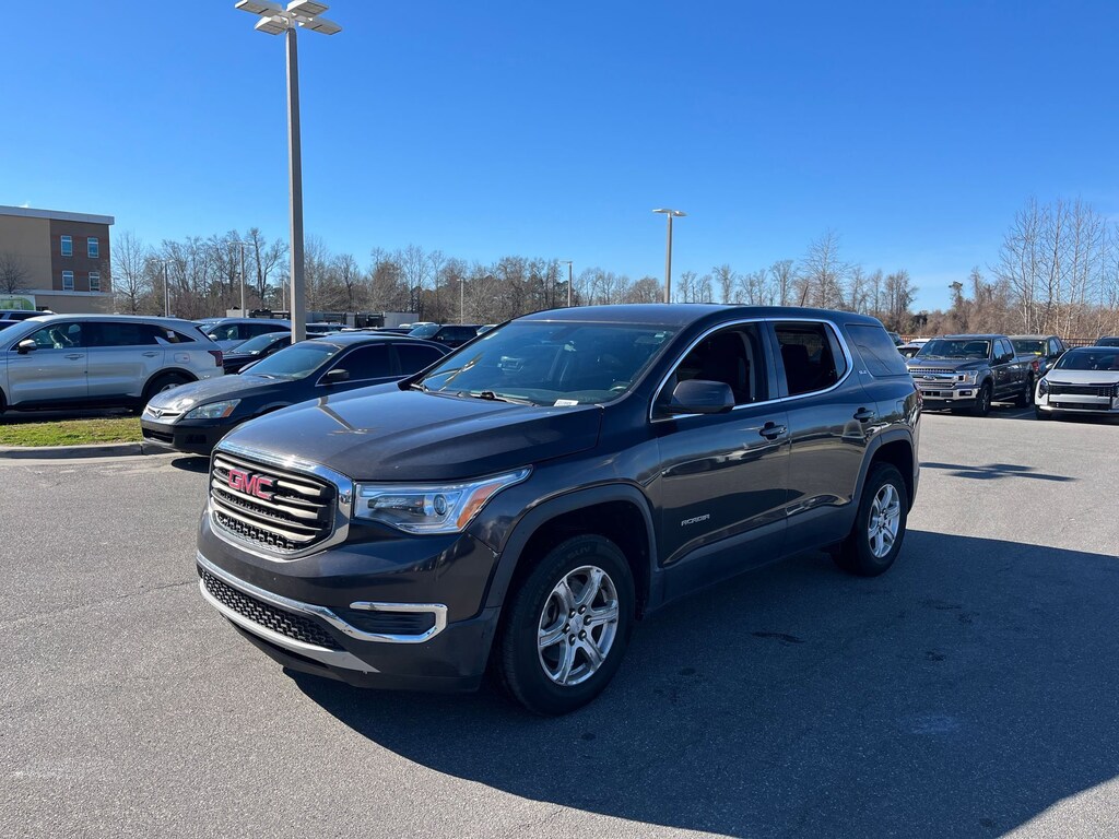 Used 2018 GMC Acadia SLE-1 SUV