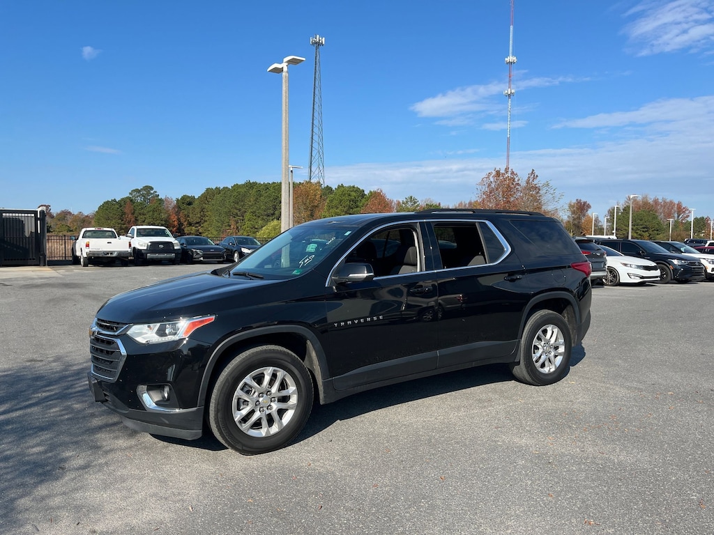 Used 2021 Chevrolet Traverse LT Cloth w/1LT SUV
