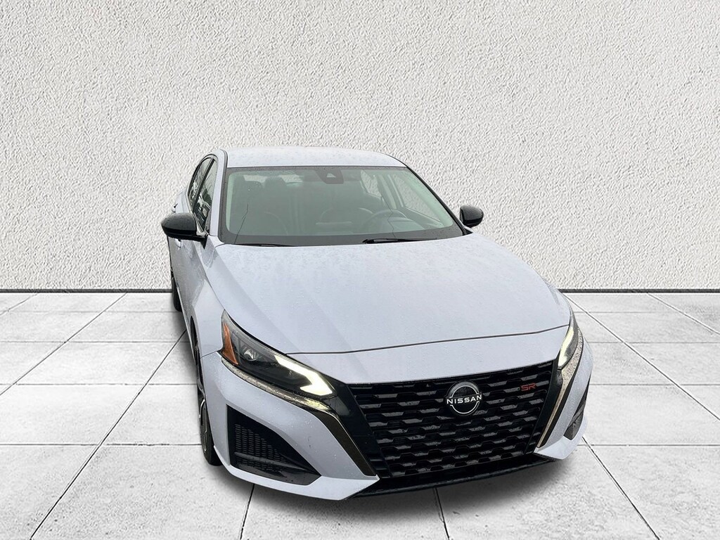 Used 2024 Nissan Altima 2.5 SR Sedan