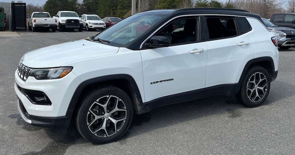 Used 2024 Jeep Compass Limited SUV