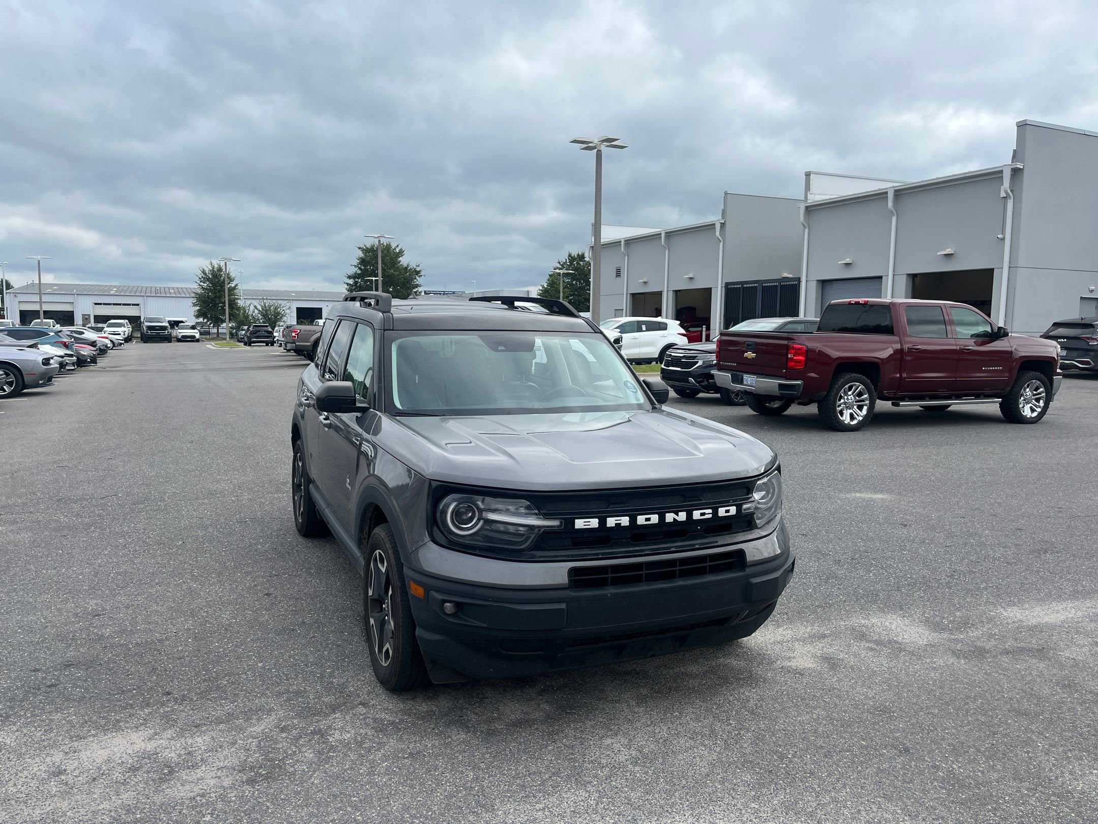 2023 Ford Bronco Sport Outer Banks photo 2