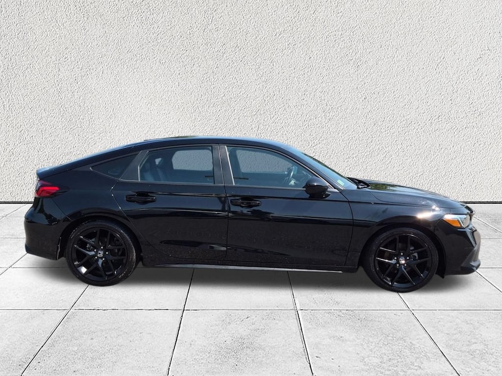 Used 2024 Honda Civic Sport Hatchback