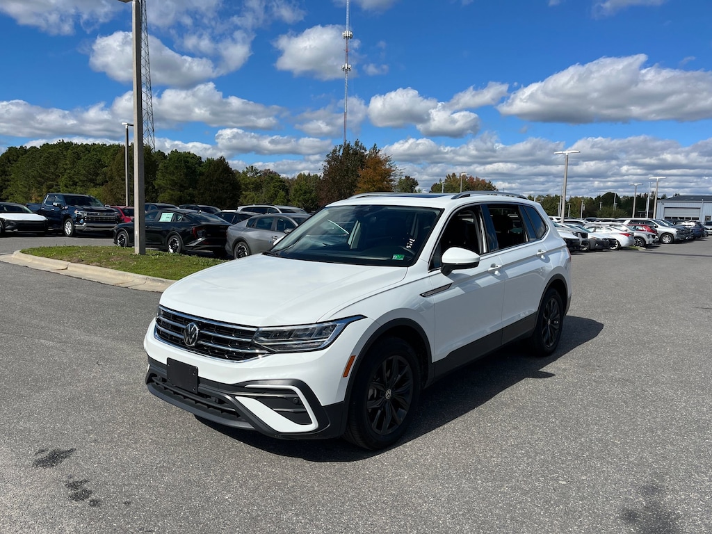 Used 2024 Volkswagen Tiguan 2.0T SE SUV