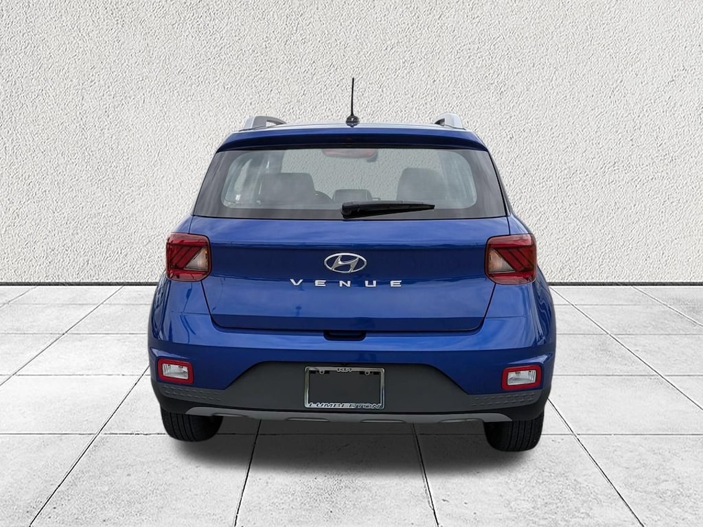 Used 2024 Hyundai Venue Limited SUV