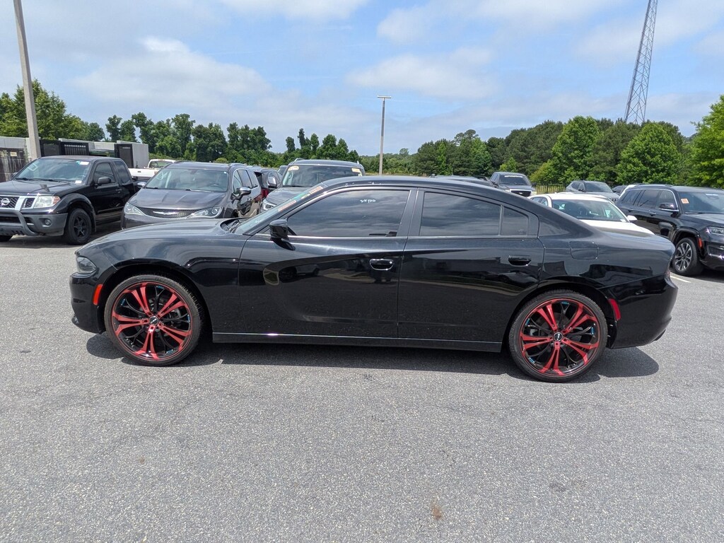 Used 2022 Dodge Charger SXT Sedan
