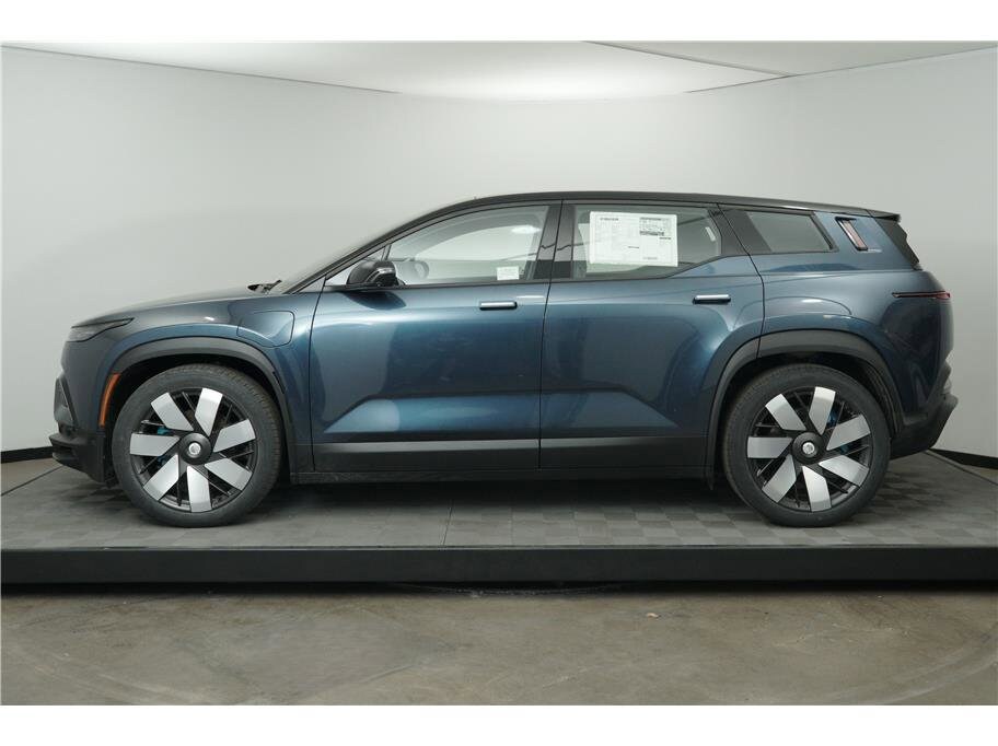 2023 Fisker Ocean Extreme photo 2