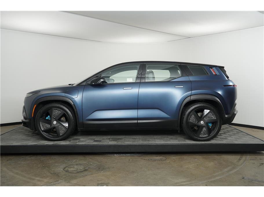 2023 Fisker Ocean Extreme photo 2