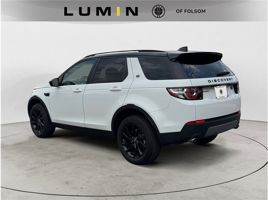 2019 Land Rover Discovery Sport SE photo 3