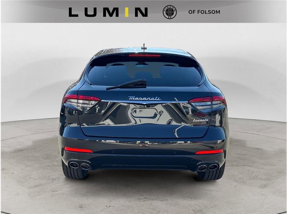 2022 Maserati Levante GT photo 3