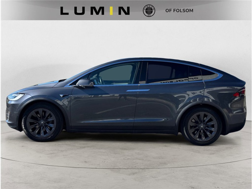 Used 2018 Tesla Model X 75D Sport Utility 4D