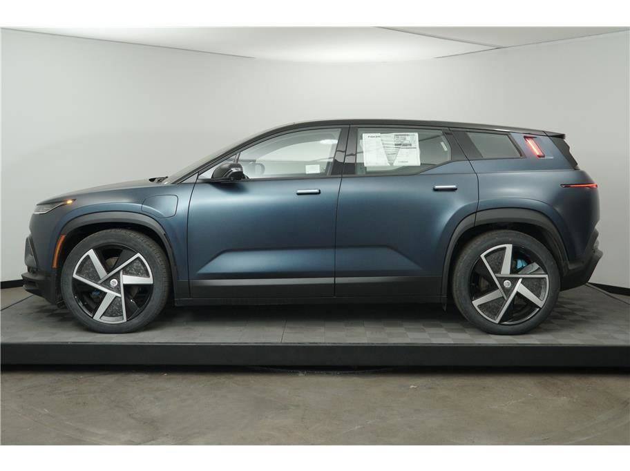 2023 Fisker Ocean Extreme photo 2