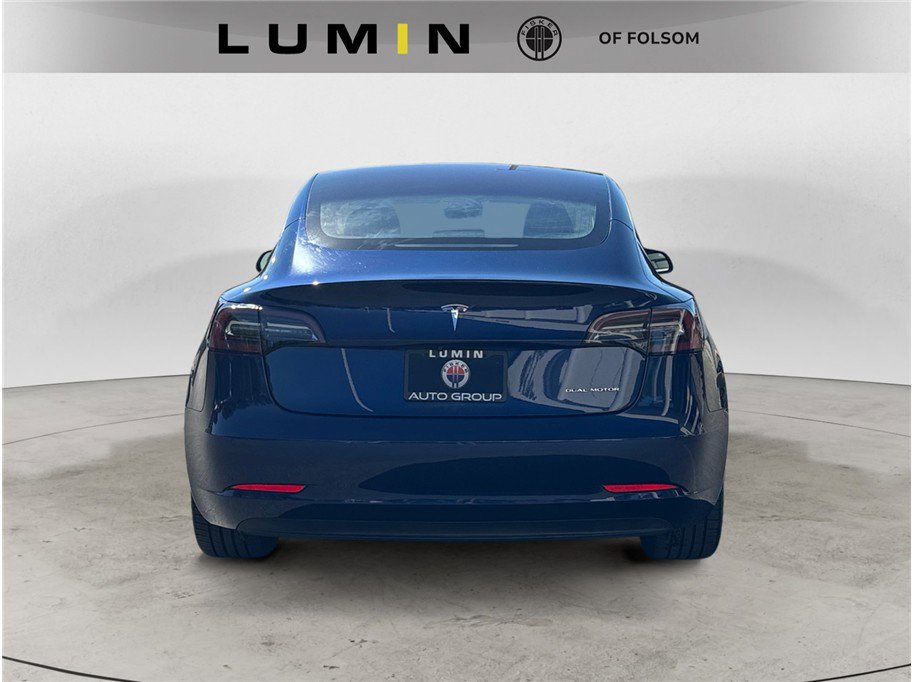 2018 Tesla Model 3 Long Range photo 4