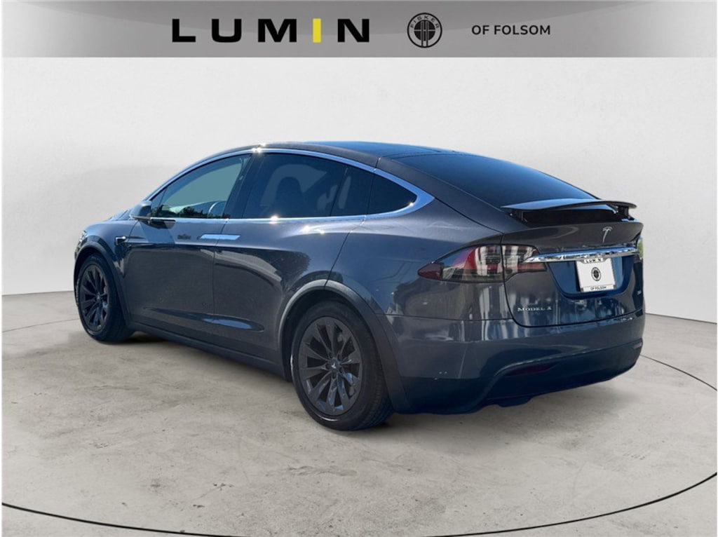 Used 2018 Tesla Model X 75D Sport Utility 4D