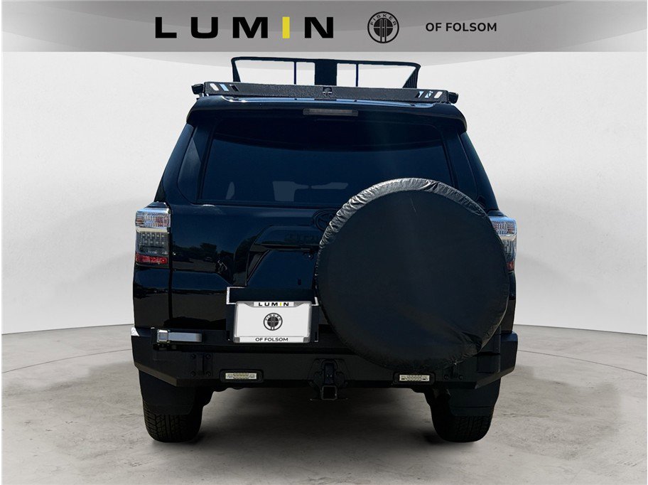 2023 Toyota 4Runner SR5 Premium photo 4