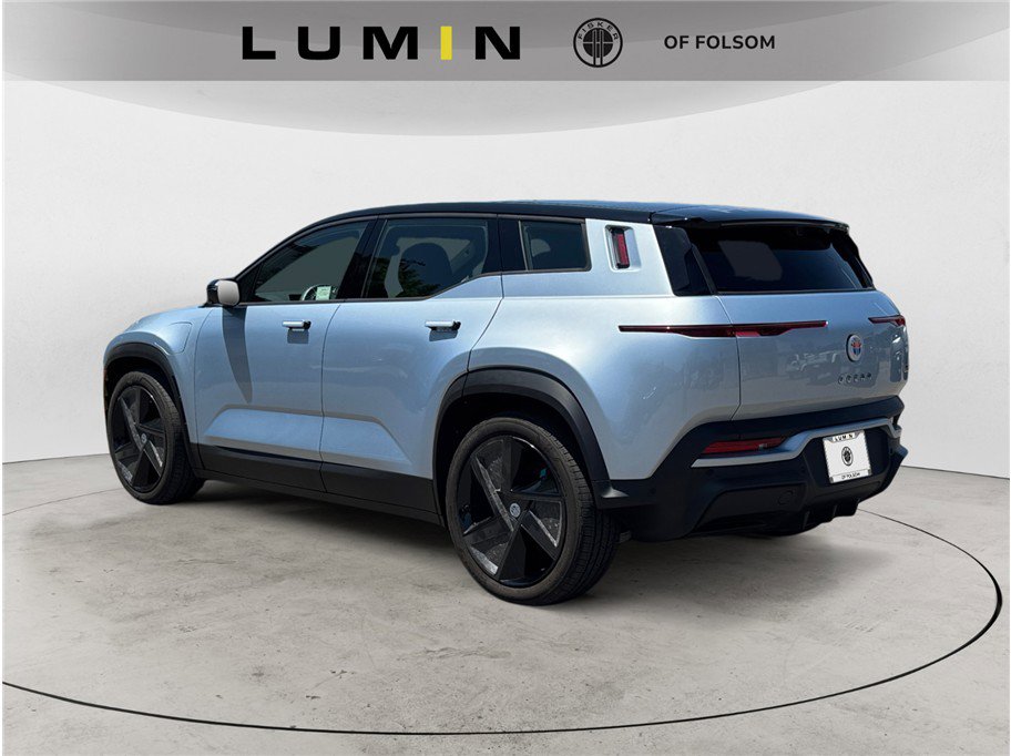2023 Fisker Ocean Ocean One photo 3
