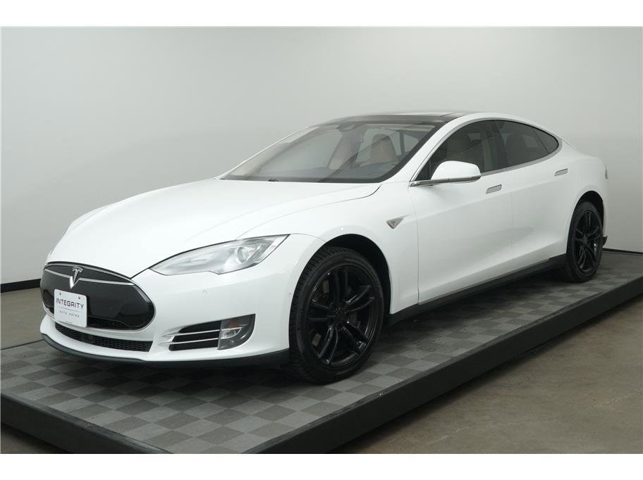 2016 Tesla Model S 90D