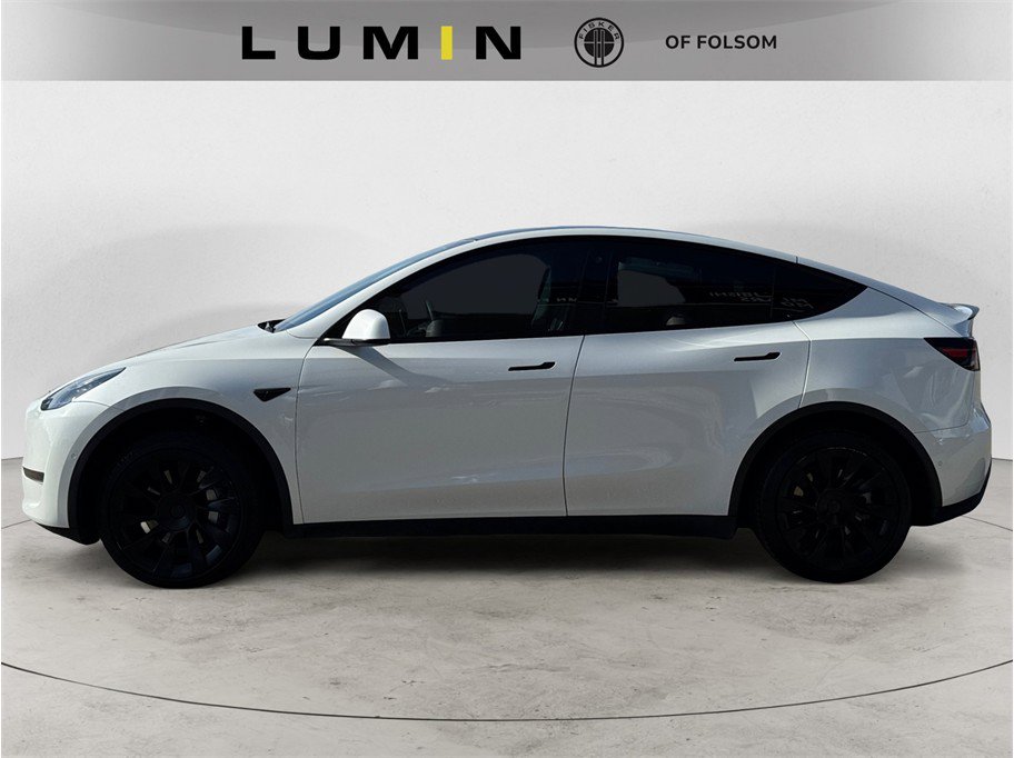 Used 2021 Tesla Model Y Long Range with VIN 5YJYGDEE7MF279576 for sale in Northfield, Minnesota