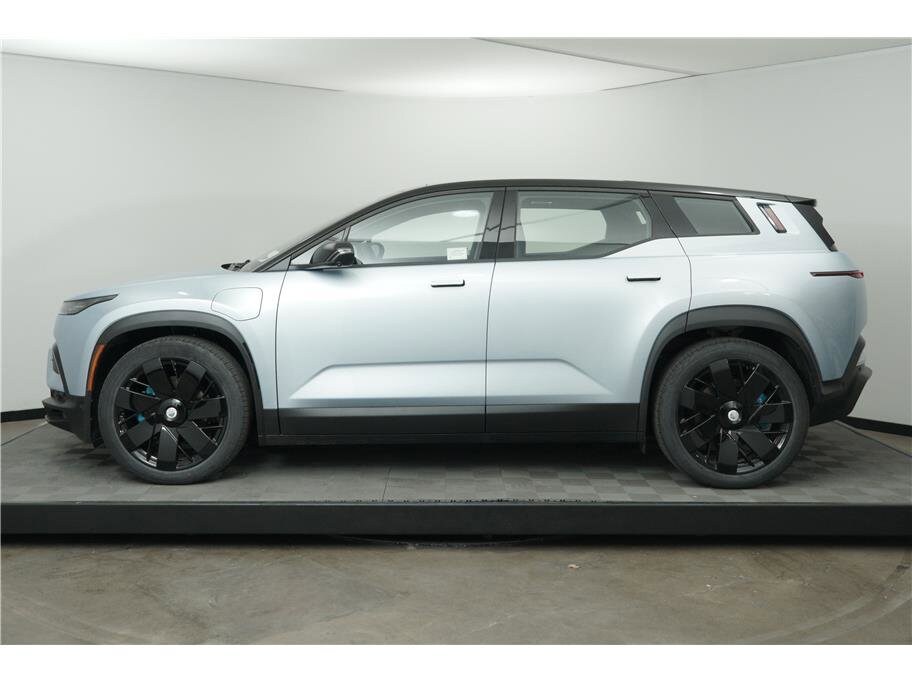 2023 Fisker Ocean Extreme photo 2