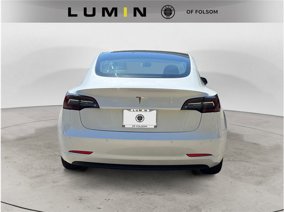 2020 Tesla Model 3 Standard Range Plus photo 4