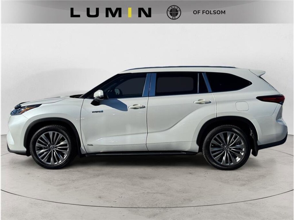 Used 2021 Toyota Highlander Hybrid Platinum Hybrid Platinum AWD