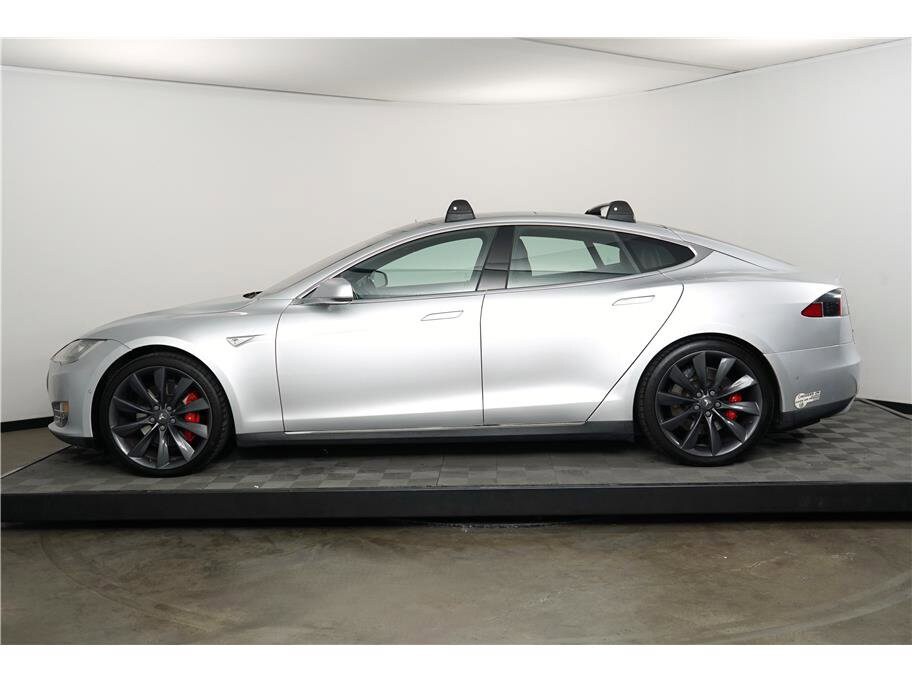 2014 Tesla Model S P85D photo 2
