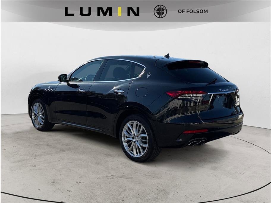 2022 Maserati Levante GT photo 2