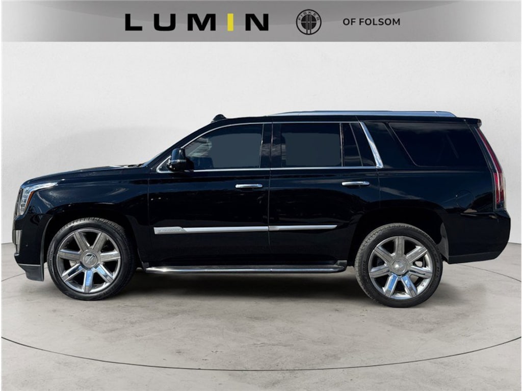 Used 2020 Cadillac Escalade Luxury 2WD  Luxury