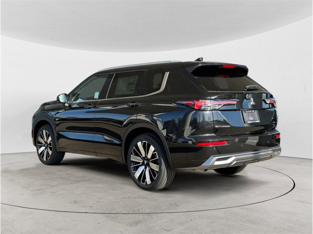Used 2026 Mitsubishi Outlander Black Edition Sport Utility 4D